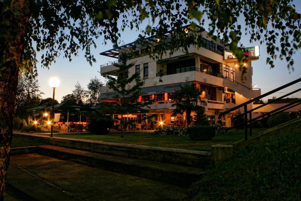 Hotel Le Pont Πριέντορ Εξωτερικό φωτογραφία